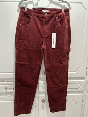 Vigoss Frankie Straight Corduroy Pants in Burgundy